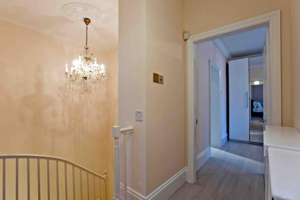 Ferienhaus Beautiful Iconic 4 Bedroom House By Regents Park *